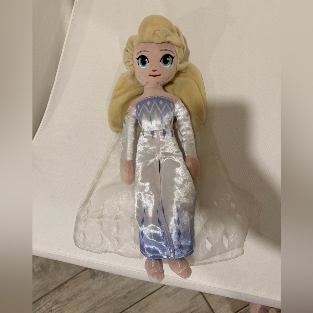 Elsa plush